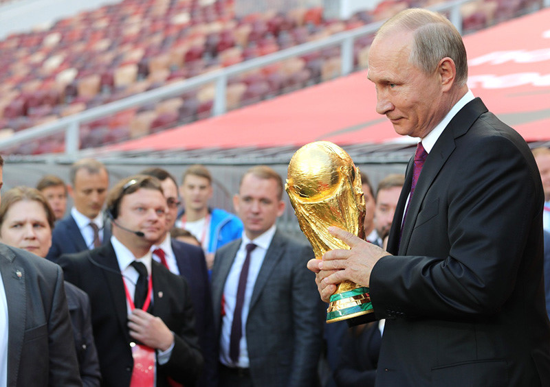 nga duoc va mat gi sau khi chi hon 12 ty usd cho world cup