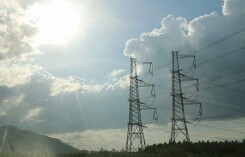 Bộ Tài chính muốn bỏ chính sách cho không tiền điện với người nghèo