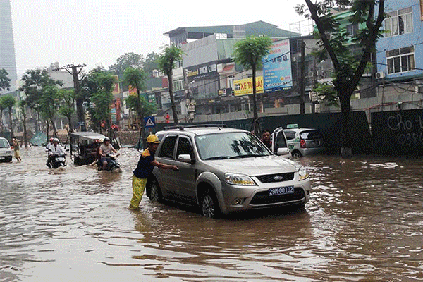 xe ngap nuoc bo may tram trieu ban re khach khong biet van tranh nhau 127275