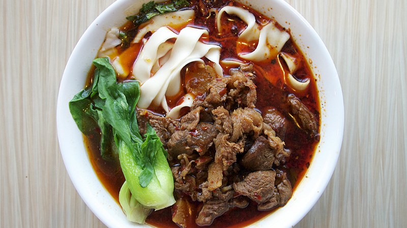 choang voi to pho bo co gia mac hon 1 con bo
