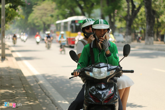 taxi lai keu cuu noi bo giao thong van tai danh gia sai grab