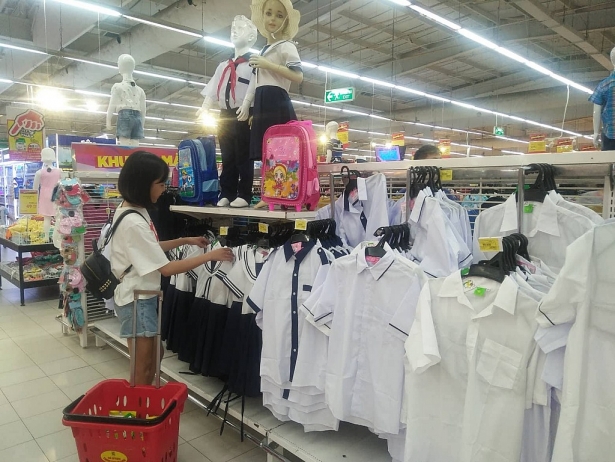 Đồ dùng học tập Việt Nam 'lên ngôi', hàng Trung Quốc 'thất sủng' trước thềm năm học mới do dung hoc tap viet nam len ngoi hang trung quoc that sung truoc them nam hoc moi