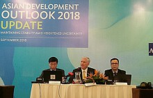 Kinh tế Việt Nam tăng trưởng mạnh mặc dù có nhiều thách thức lớn