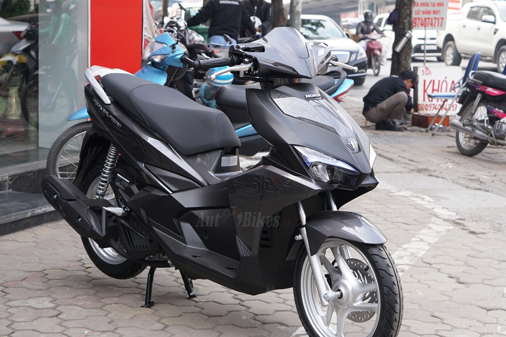 gia xe may honda ngay 8102018 honda air blade o muc thap hon gia de xuat tu 4 trieu dong 42 trieu dong