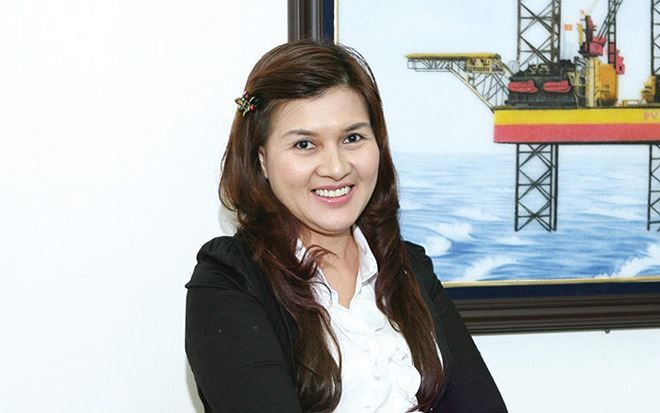 nu tuong dau khi ho ngoc yen phuong chinh thuc duoc bo nhiem lam pho tong giam doc giam doc tai chinh vietjet