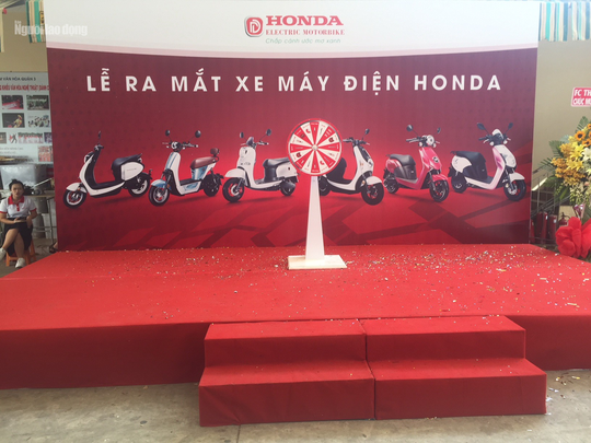ra mat xe may dien honda nhung honda viet nam khong biet