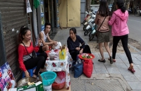 lanh dao phuong noi gi ve clip tich thu hoa qua cua nguoi ban rong