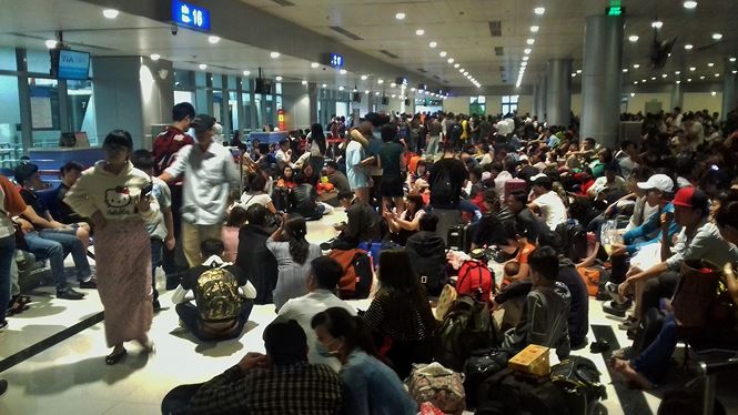 ket cung phong cho san bay tan son nhat dem giao thua
