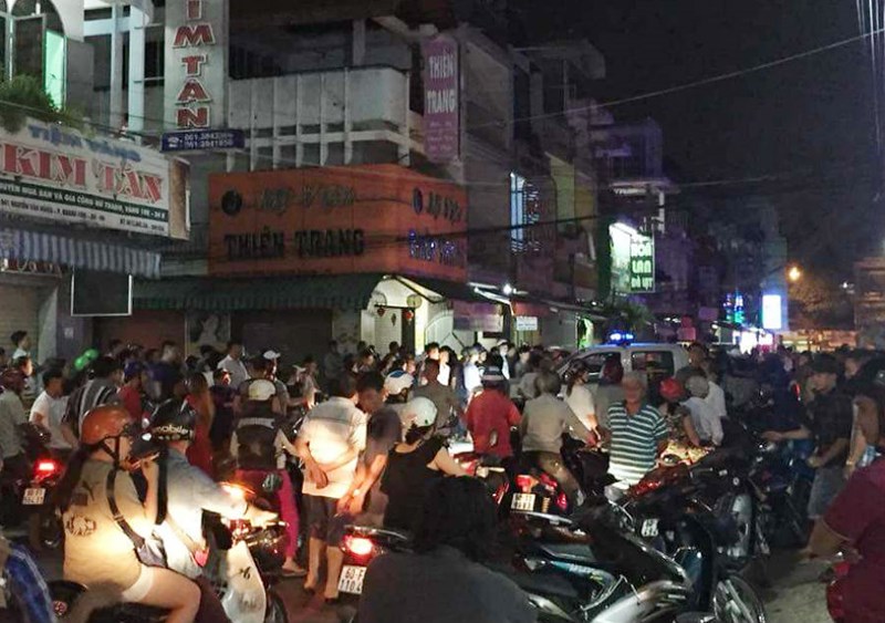 hang chuc giang ho no sung toi 30 tet o bien hoa