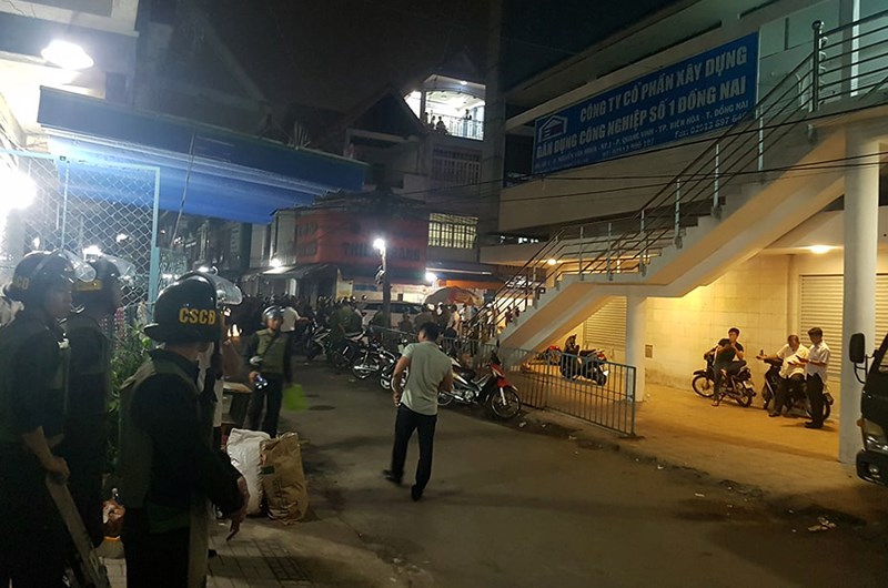 hang chuc giang ho no sung toi 30 tet o bien hoa