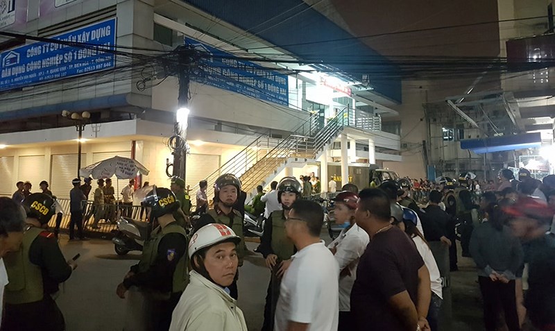 hang chuc giang ho no sung toi 30 tet o bien hoa