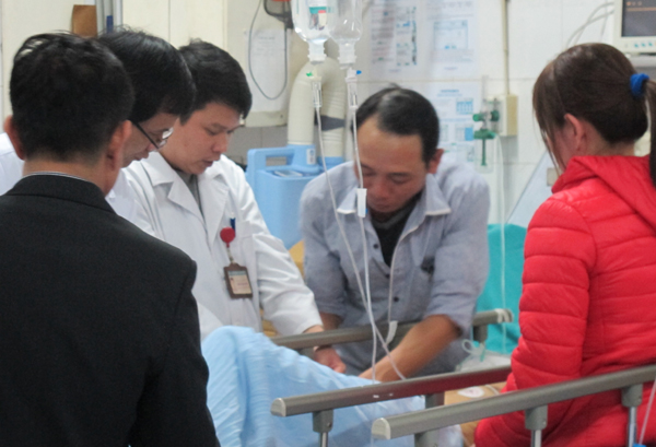 nhap vien cap cuu gap 5 ngay thuong bv viet duc vo tran tet