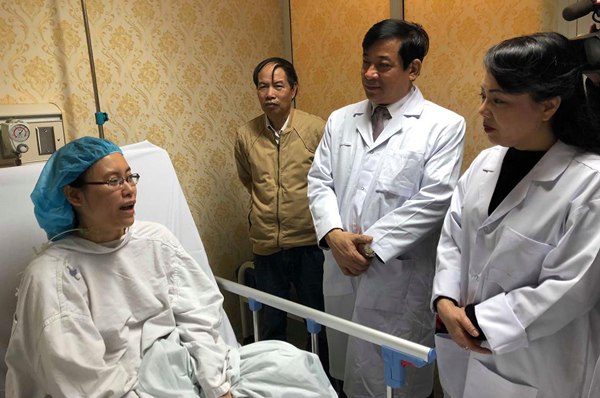 nhap vien cap cuu gap 5 ngay thuong bv viet duc vo tran tet