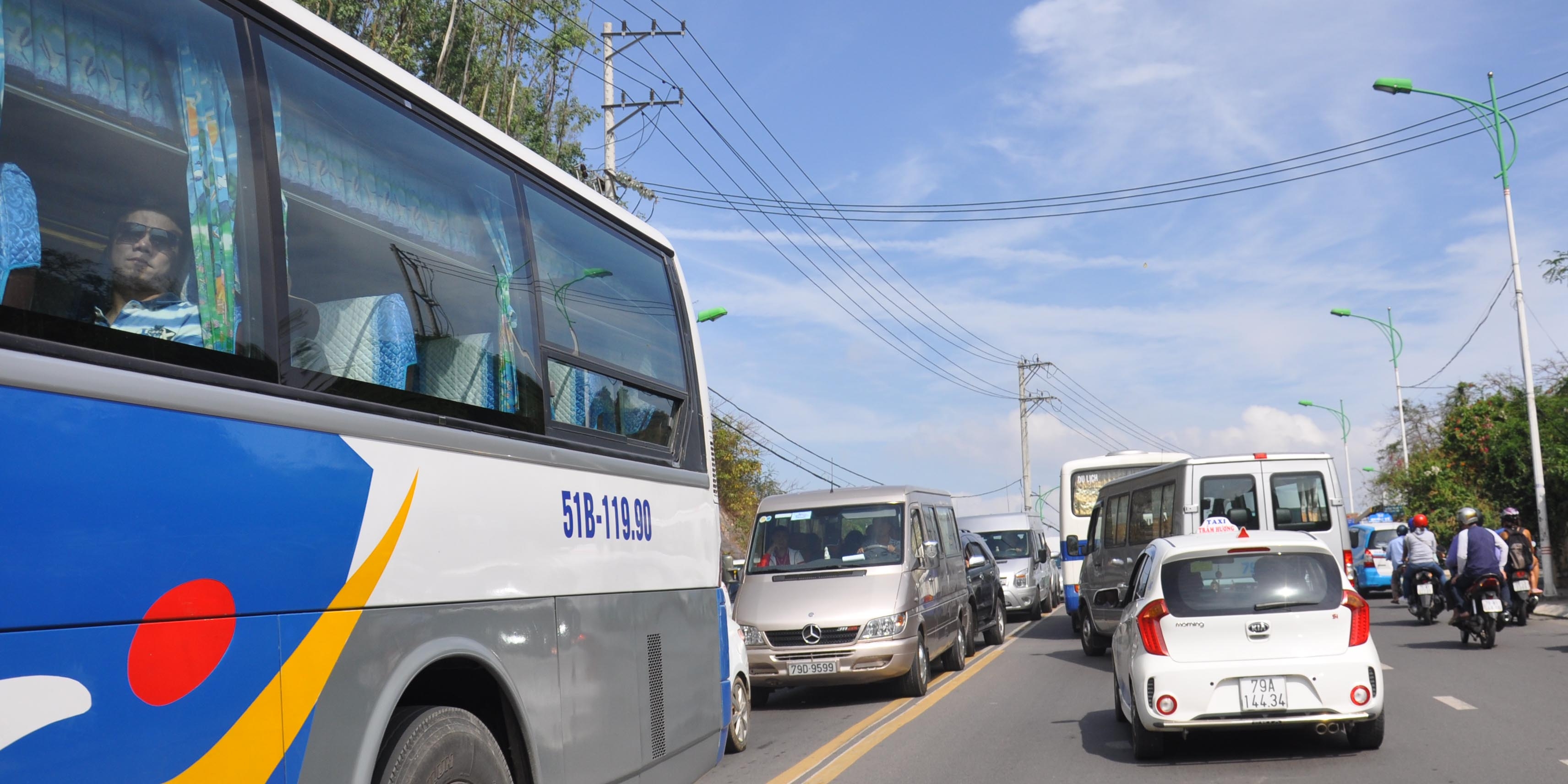 Nhiều tuyến đường tại Nha Trang ùn ứ giao thông trong ngày nghỉ Tết cuối cùng nhieu tuyen duong tai nha trang un u giao thong trong ngay nghi tet cuoi cung