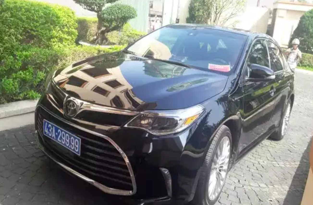 thanh uy da nang tra xe avalon bien xanh 29999 doanh nghiep tang