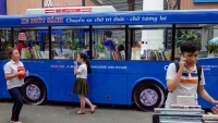 di xe buyt mien phi dip le 304 va 15