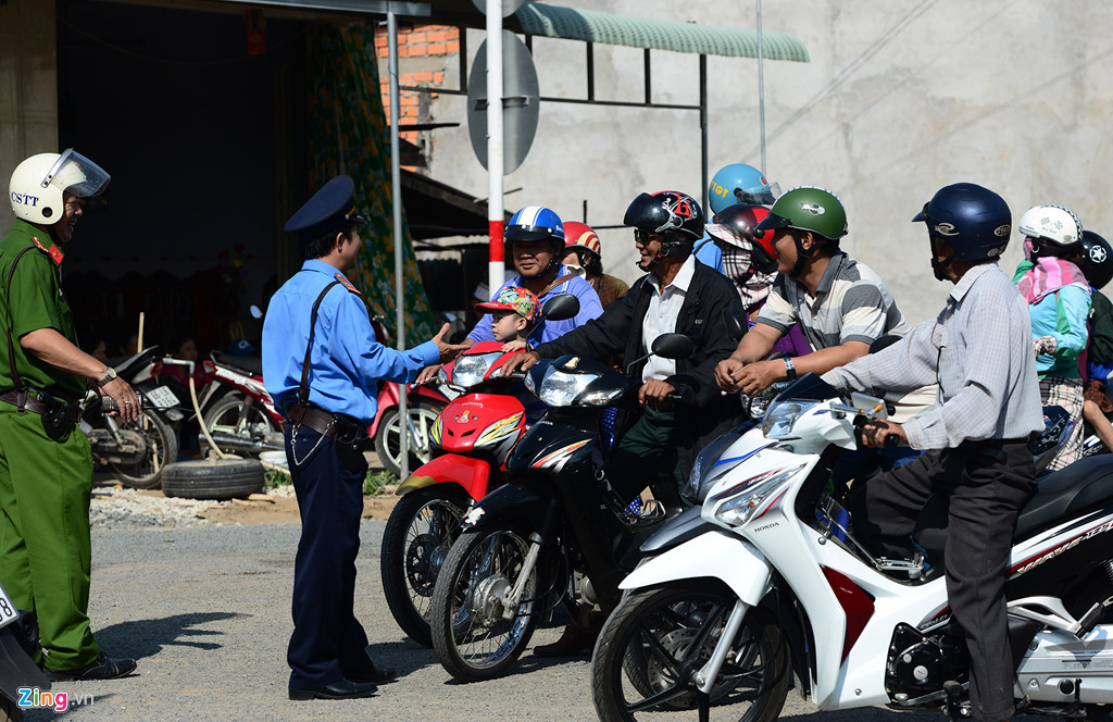 nguoi mien tay doi nang xem khanh thanh cau 3000 ty