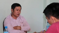 loi keu cuu cua nguoi vo khi thay chong say ruou nam ngu truoc cua