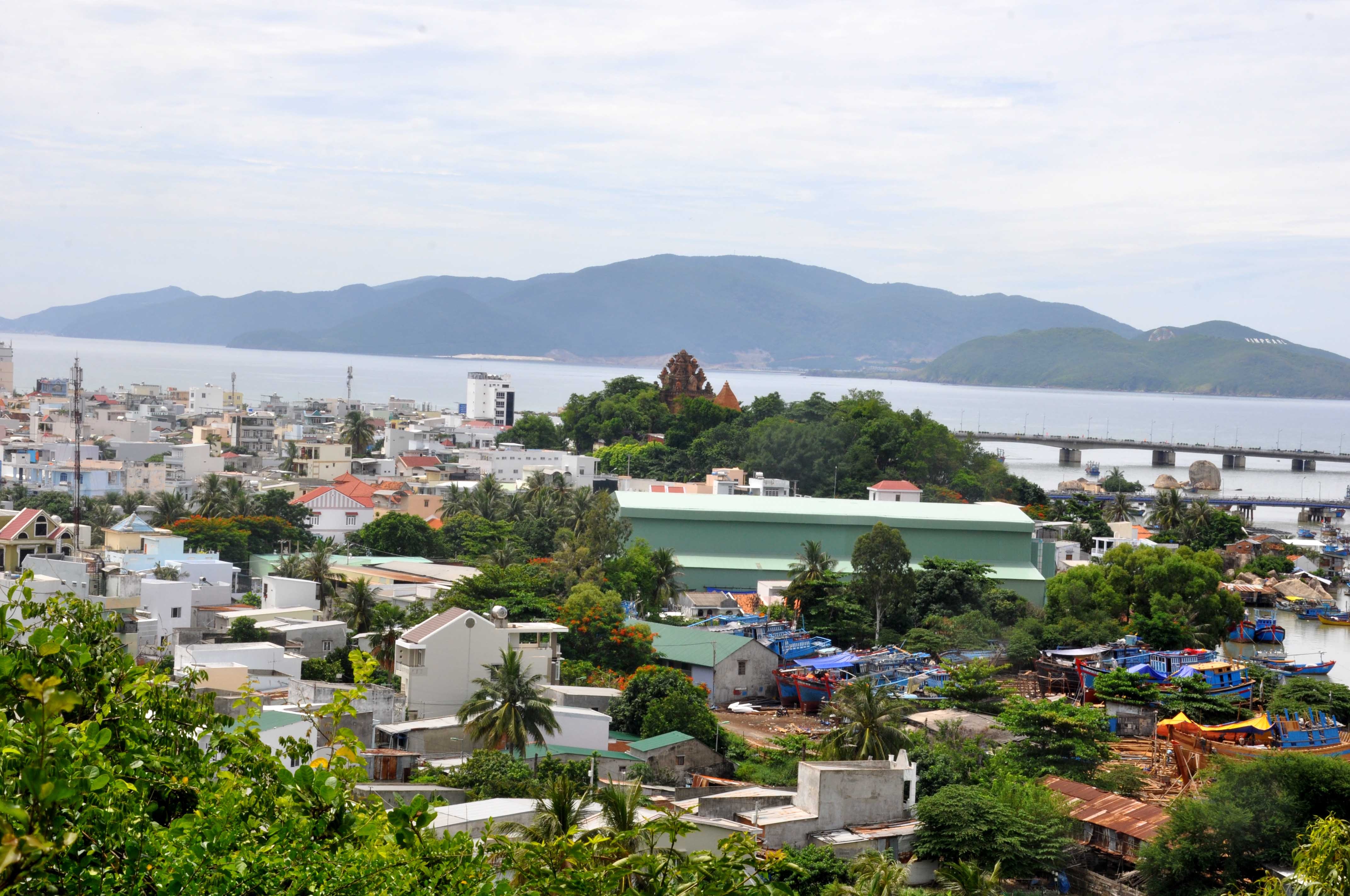 mua vu lan ghe tham ba tuong phat lon nhat xu tram huong