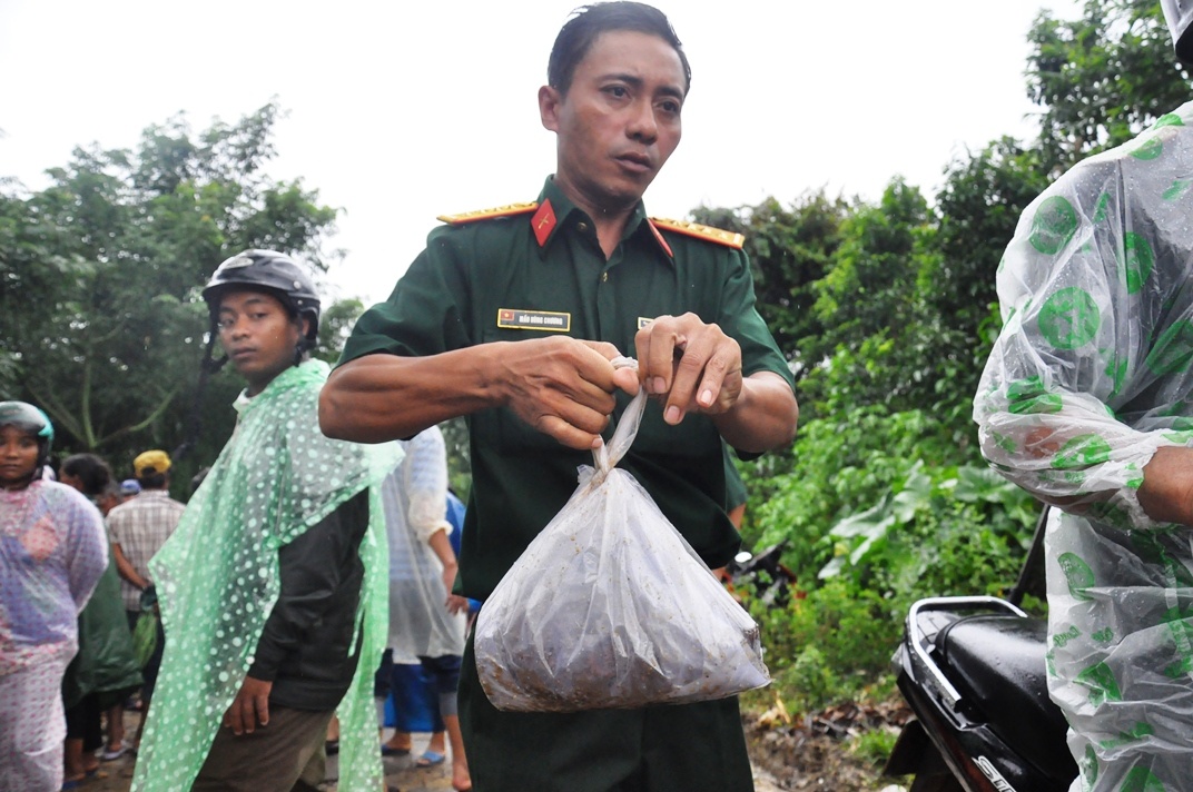 vu no bom 6 nguoi tu vong neu di hoc cac con toi da khong chet tham nhu vay