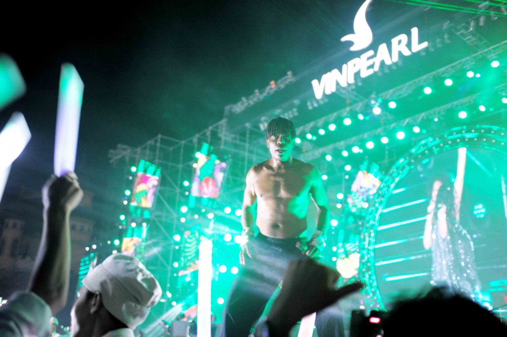 ban nhac huyen thoai boney m khuay dong vinpearl nha trang