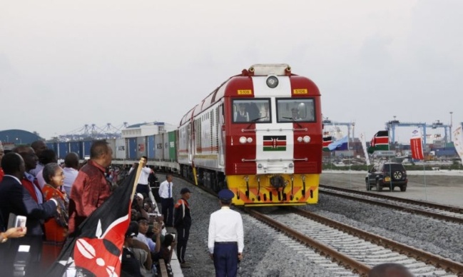 kenya bat quan chuc chiem doat tien den bu dat xay duong sat cao toc