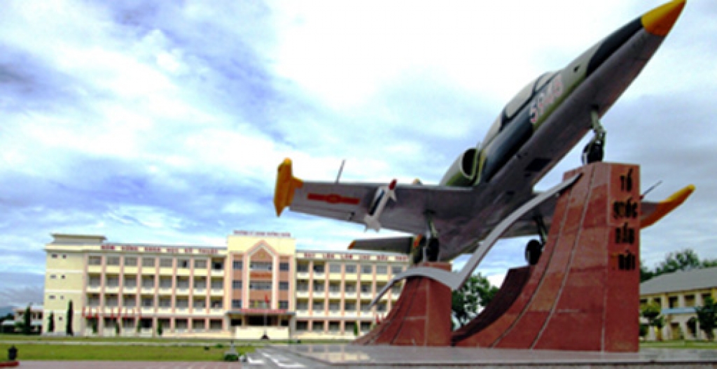 gia dinh cua nhung phi cong anh hung