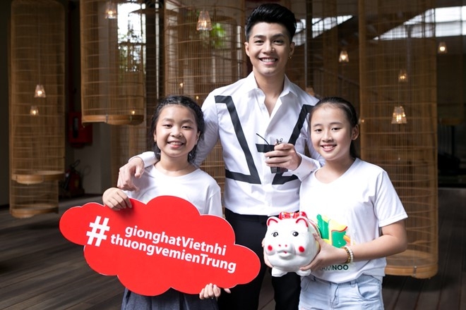 thay tro giong hat viet nhi chung tay thuong ve mien trung