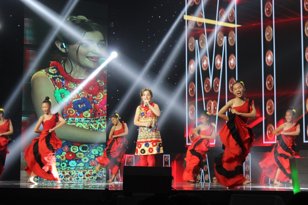 nhat minh tro thanh quan quan giong hat viet nhi 2016