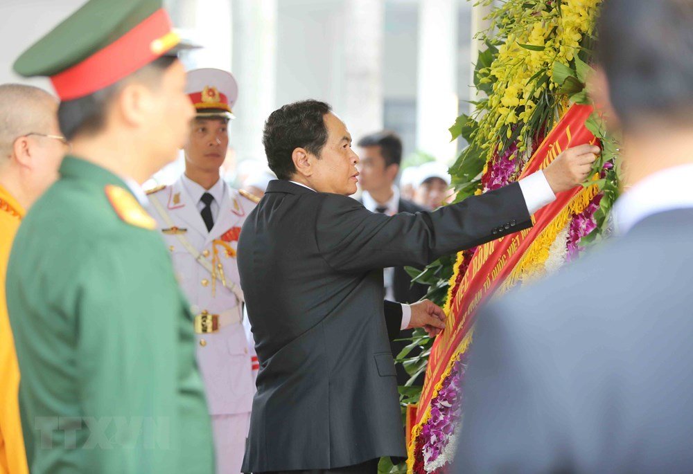 hinh anh xuc dong tai le tang nguyen tong bi thu do muoi