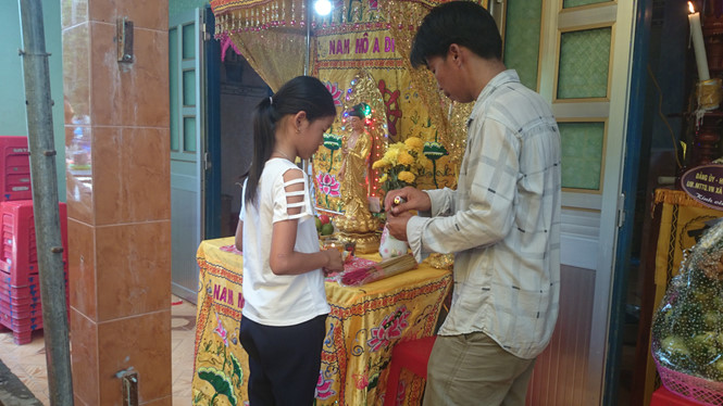 day dien roi lam 2 hoc sinh chet ngoai nghe chau mat dau tim qua doi