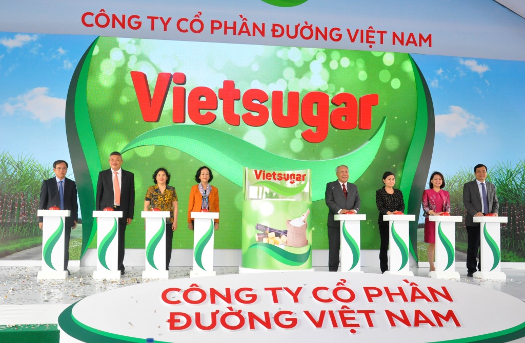 vinamilk chinh thuc buoc chan vao nganh mia duong co hoi cho nong dan trong mia