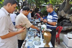 Độc đáo phiên chợ đồ xưa
