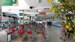 Bến xe Miền Đông vắng vẻ chiều 30 Tết