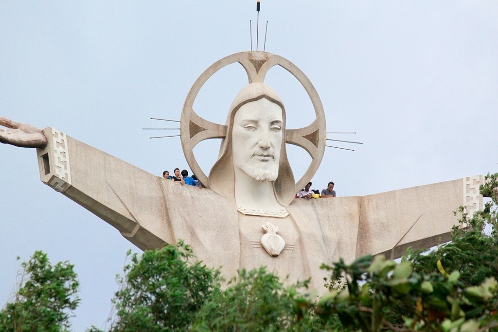 du bao diem den hut khach nuom nuop o vung tau thang du lich he