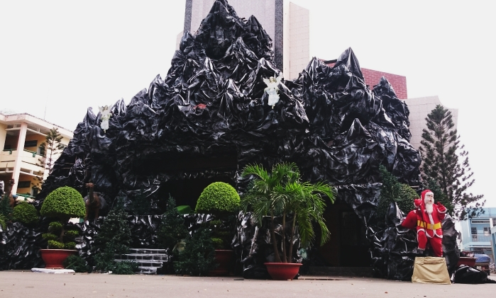 xom dao tat bat chuan bi le giang sinh