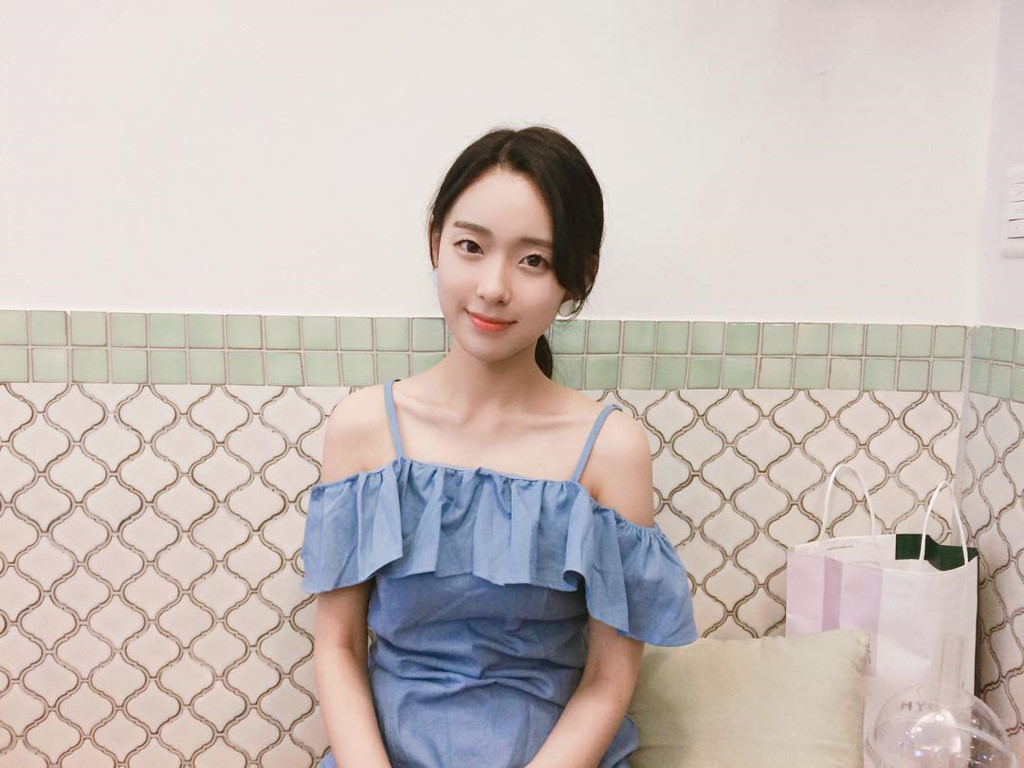 hanh trinh doi doi cua co gai duoc vi nhu lo lem han quoc