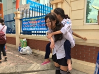 cac loai thuc pham bo duong va thuc uong giai nhiet cho si tu mua thi