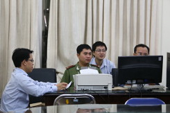 Bí mật thi trắc nghiệm - Kỳ 1: 'Biệt phủ' in sao đề thi