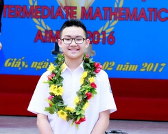 Chàng thủ khoa 'kép' có điểm thi cao nhất Hà Nội