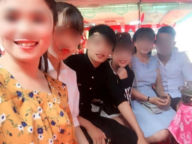su that bat ngo ve anh co dau tua vai nguoi yeu cu khi nha trai sap den