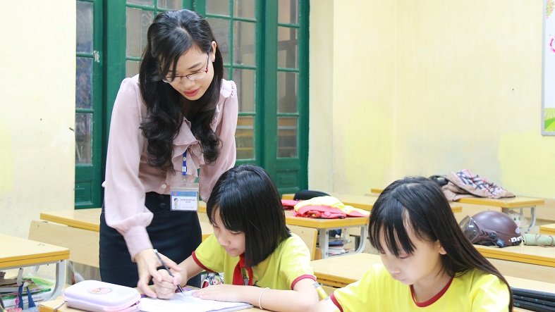 quy dinh moi ve dinh muc nguoi lam viec trong truong pho thong