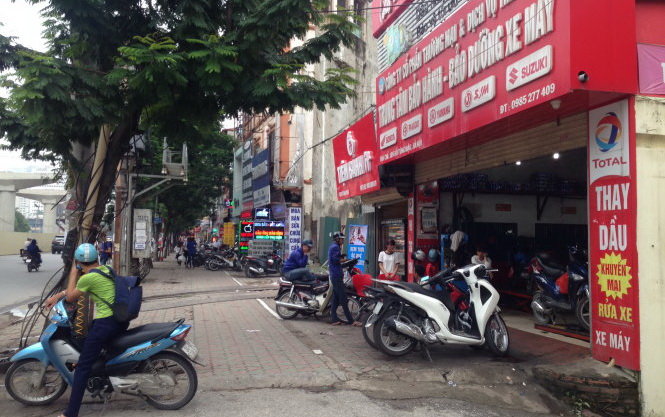 bat them 2 nghi pham va tham van mot nu thieu ta