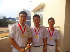 Xôn xao bài thơ 'tóm tắt truyện Kiều' của học sinh chuyên Toán