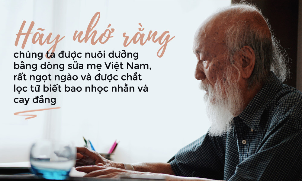 chuyen tinh nam tay nhau di qua 60 mua khai giang