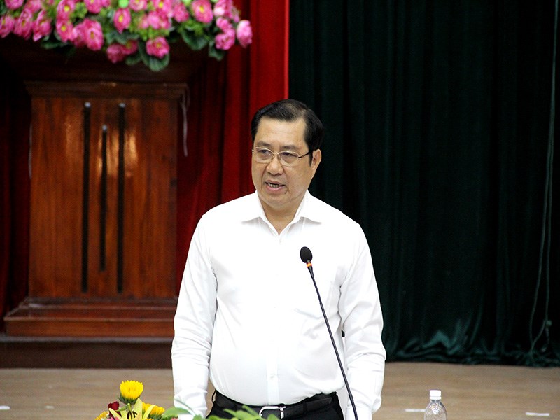 xin dau tu 13 ti xay tuong rao trung tam vhtt quan
