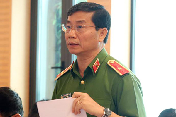 hang tram nghin nha ong o ha noi thieu loi thoat nan