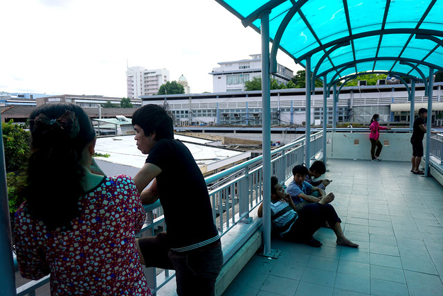 che cau vuot tien ty dan lao qua dong xe dong duc