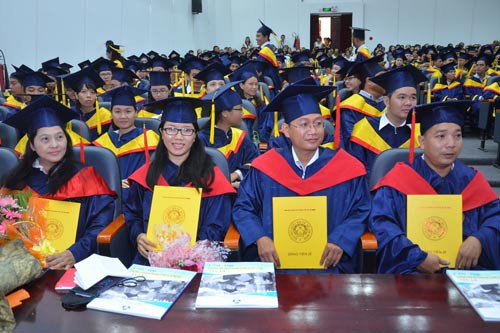 dao tao tien si gia re ma doi chat luong cao