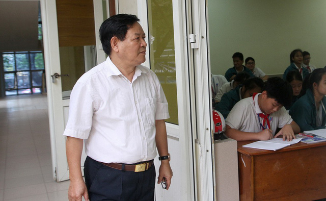 giao vien chu nhiem ky cuoi nguoi tiep dan trong truong hoc